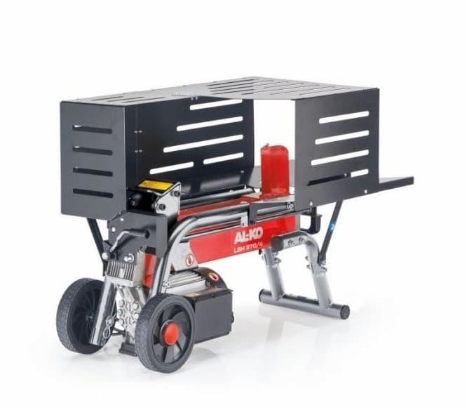 Vedkløyver test - elektrisk vedkløyver i bruk