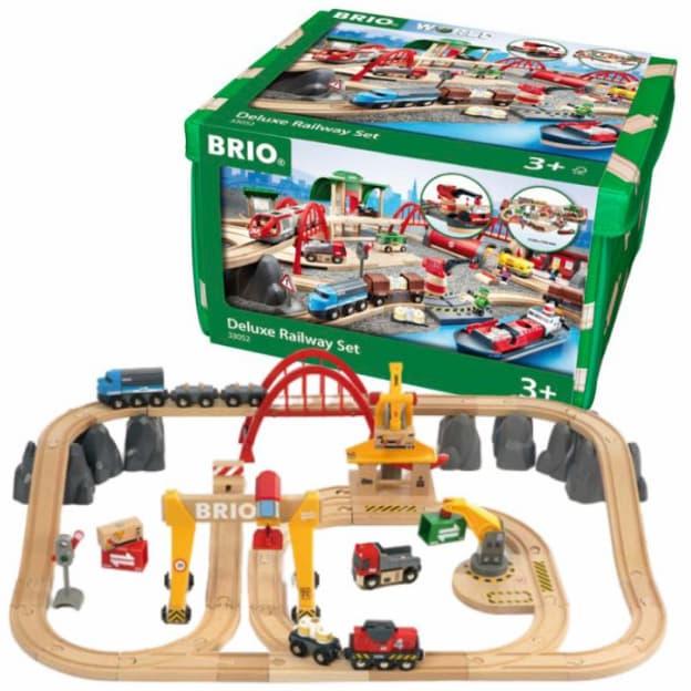 BRIO Deluxe Togbane sett 87 deler 33052