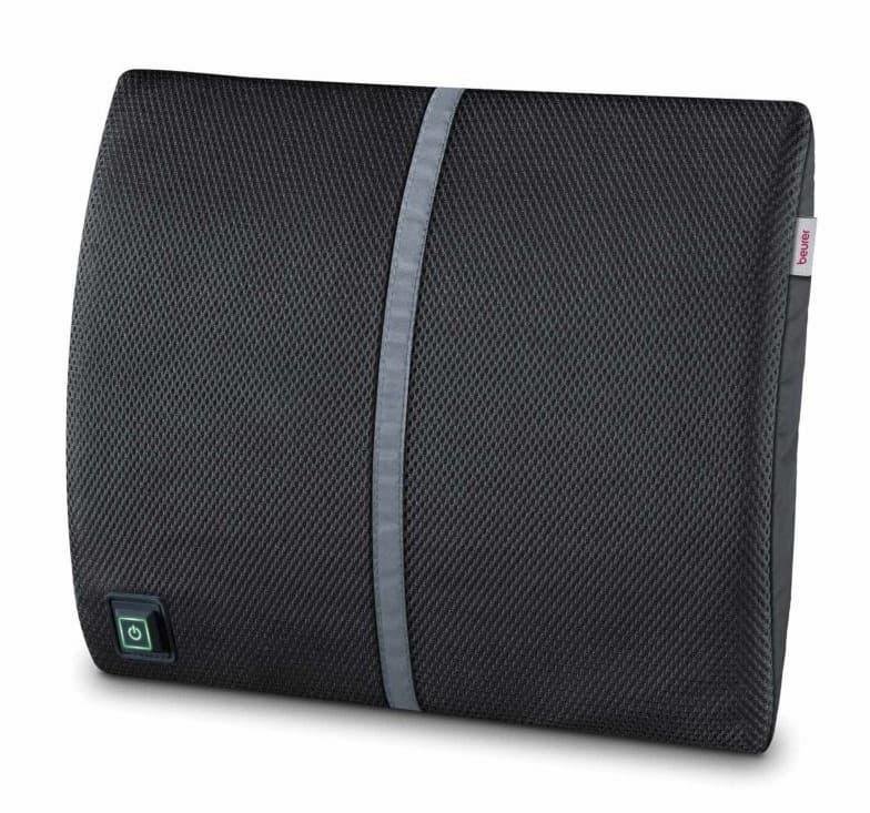 Varmepute test - elektrisk varmepute lagt over skulder for smertelindring