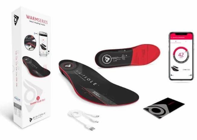 Varmesåler test - oppladbare varmesåler med fjernkontroll ved siden av vintersko