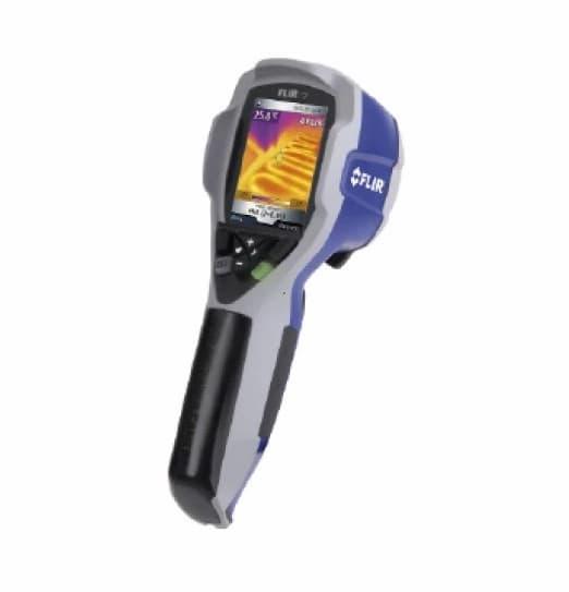 Varmekamera test - termisk bilde av hus med varmetap