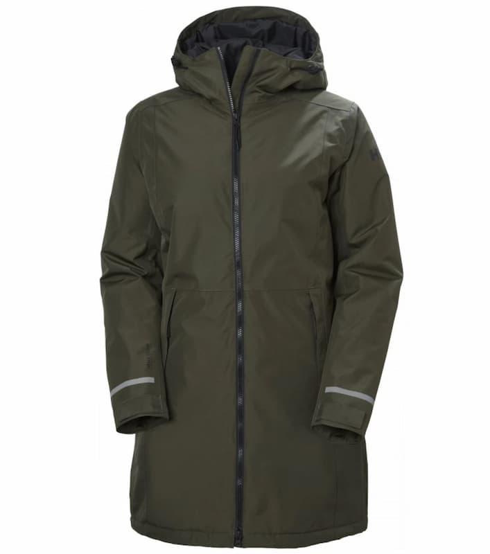 Regnjakke dame test - dame med regnjakke i regn