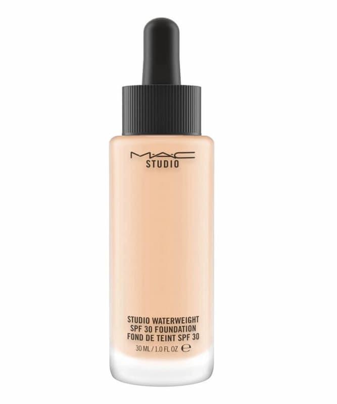 MAC Cosmetics Studio Waterweight SPF 30/Pa ++ Foundation Nc20