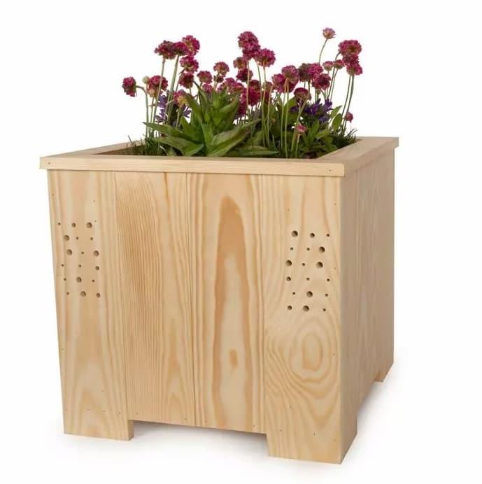 Plantekasse med insektshotell, firkant