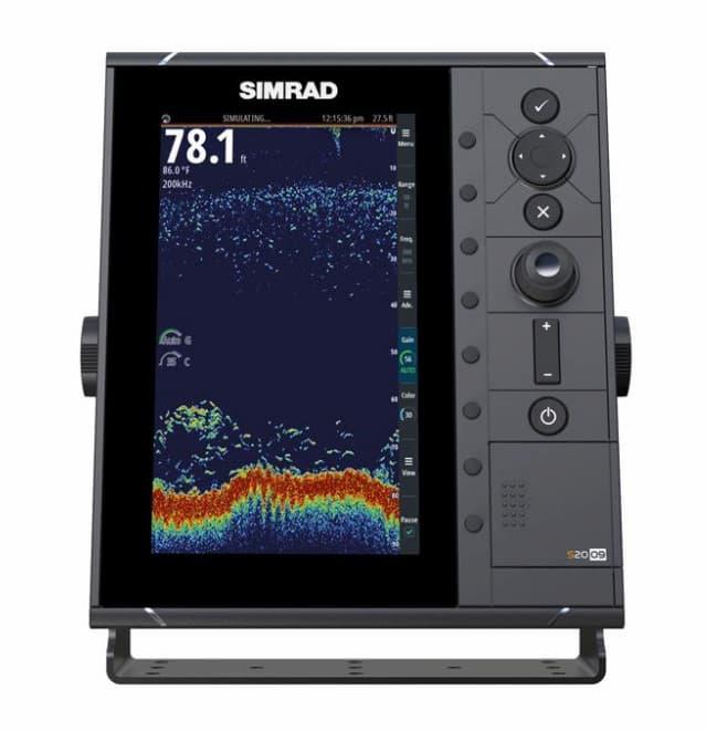 Ekkolodd båt test - Simrad ekkolodd montert på båtkonsoll