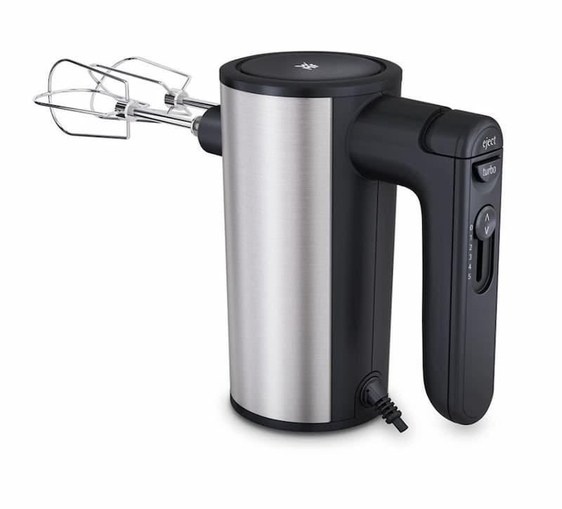 Håndmikser test - håndmikser med visper brukt til kakedeig