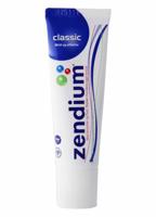 Zendium tannkrem test - Zendium tannkremer oppstilt på baderomsbenk