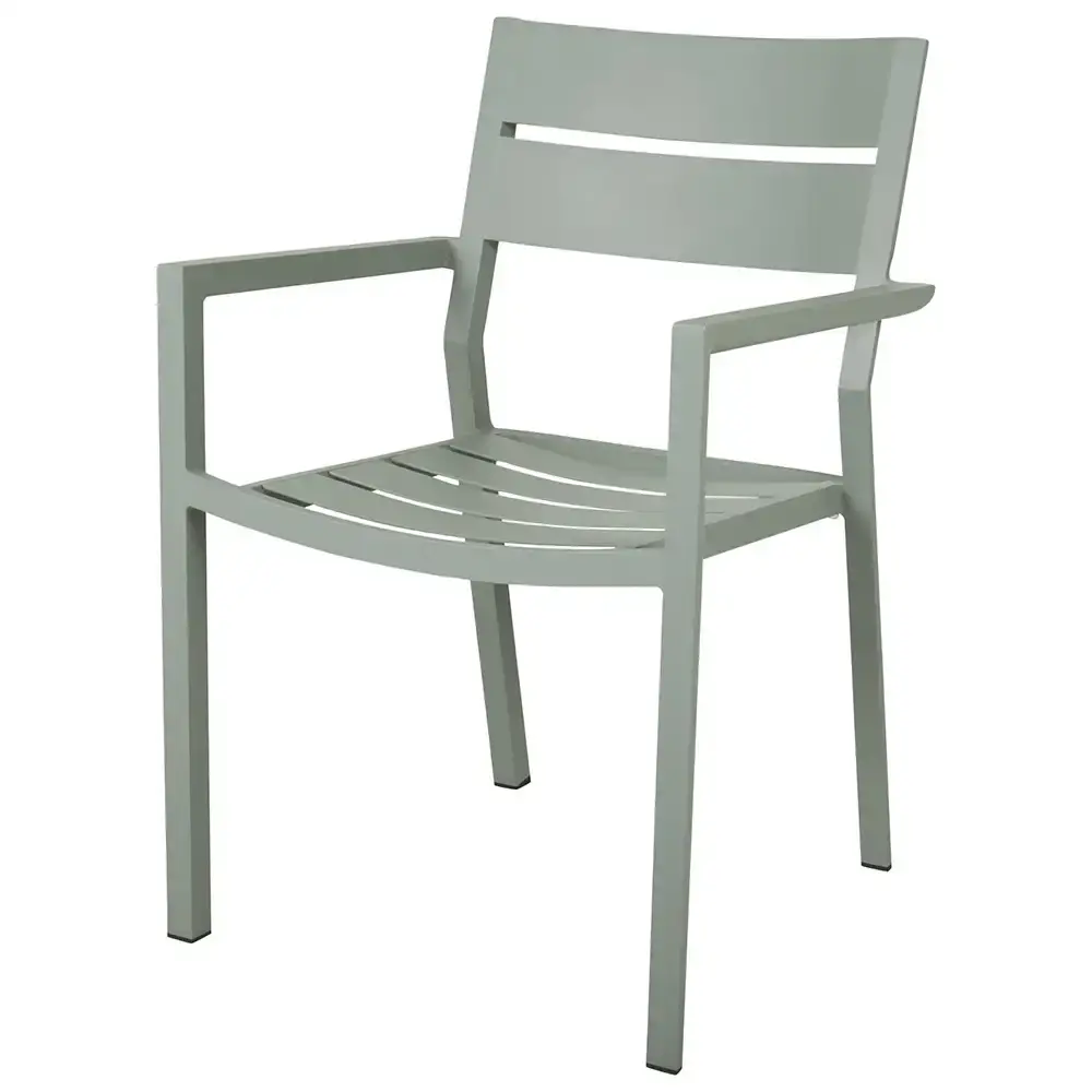 Bilde av Delia karmstol i fargen Dusty Green fra Brafab