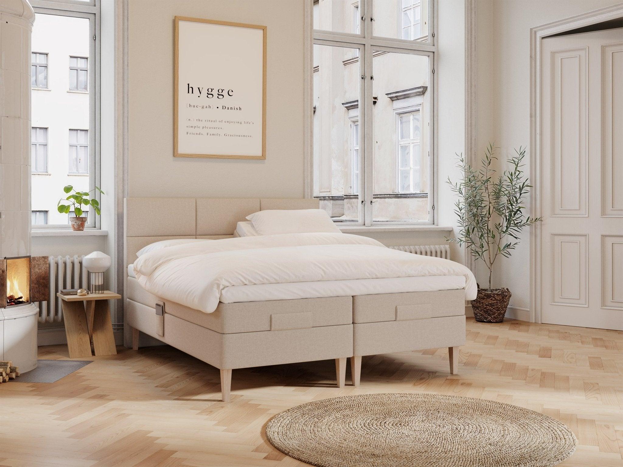Ragna regulerbar seng 180x200 i sand farge fra Nordic Dream