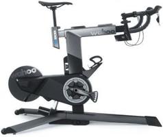 Wahoo Kickr Bike V2 smart treningssykkel test 2026 - integrert smart trainer for indoor cycling med Zwift og Rouvy